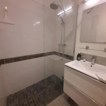 Agreable T2 Proche Centre Apartment Nimes