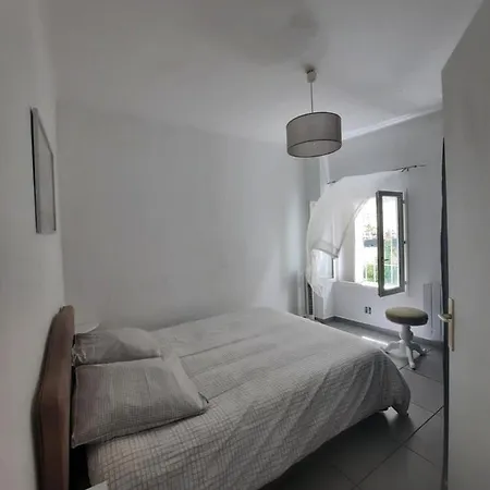 Apartment Agreable T2 Proche Centre *